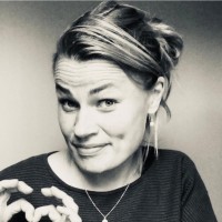 Martine Tobé