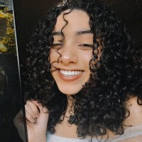 Isabella Guimarães