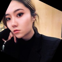 Eve YI