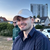 Nikola Holst