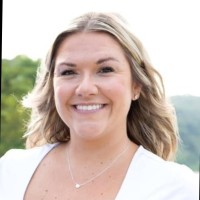 Lindsay Falcone