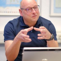 Frank Busch