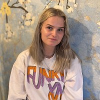Deveney Van Duijn