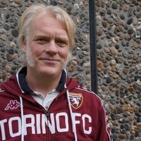 Niels Ulrik Friis