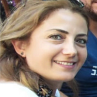 Emine Diz