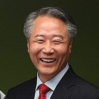 Kenneth Lee