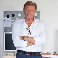 Alan Cadzow