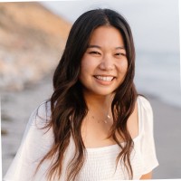 Evelyn Cho