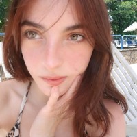 Anna Julia Ávila