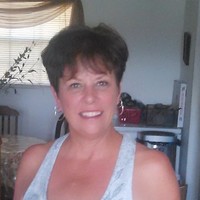 suzanne wayne