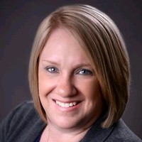 Lori Nelson
