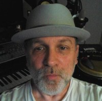 Dennis Compositor
