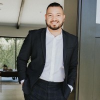 Nestor Aguilar • Realtor®