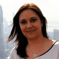 Paula Loux