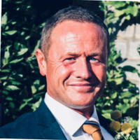 Andrew Griffiths