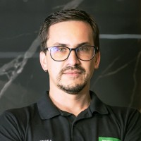 André T. Nedilha