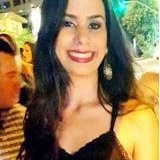 Amanda C. Faria de Souza