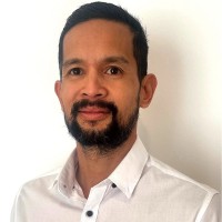 Earl Paras