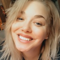 Kristen Hansard ( Heaney )