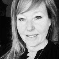 Christine McDowell