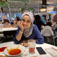 aina muhamad