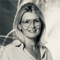 Pauline Warger - Van Den Bosch