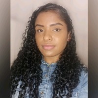 Poliana Nascimento