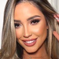 Alecxia Oliveira
