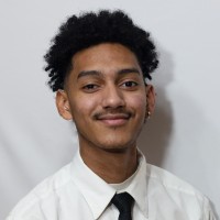 Marlon B.