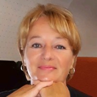 Esther Hollaar