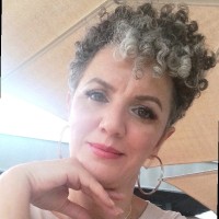 Roberta Siqueira Dos Santos