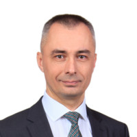 Sergei Makarchuk, Llm