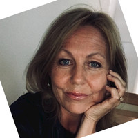 Charlotte Holst