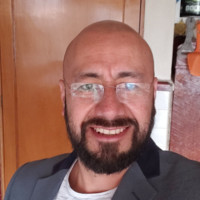 Eduardo Robles
