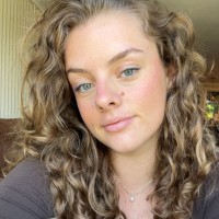 Courtney Tutt