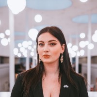 Sára Bystrovová
