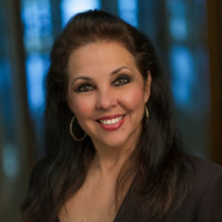 Gina Manis
