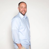 Dustin Weiss `