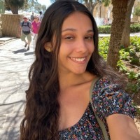 Isabella Helena Penido Prates