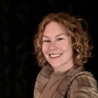 Suzanne De Vries