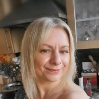 Amanda Cross