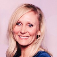 Joanne Breeze