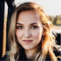 Jessica Stout