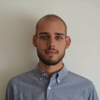 André Lobo