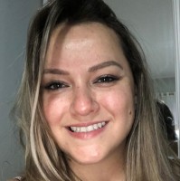 Renata Furlan Oliveira