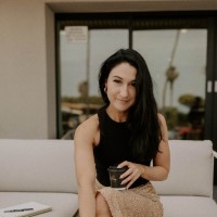 Molly Thomas