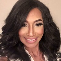 Chaundra Holdren