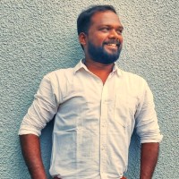 Vijai R