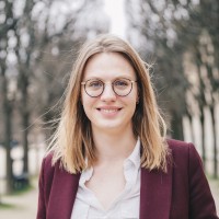 Eva Deschamps
