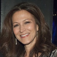 Carolyn Dow